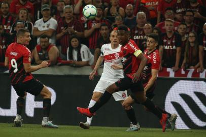  CURITIBA, PR, BRASIL, 11/09/2019- Athletico-PR x Inter: jogo de ida da final da Copa do Brasil. (FOTOGRAFO: JEFFERSON BOTEGA / AGENCIA RBS)Indexador: Jeff Botega