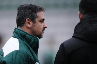  CAXIAS DO SUL, RS, BRASIL (12/09/2019)Treino do Juventude no Estádio Alfredo Jaconi. Na foto, técnico Marquinhos Santos. (Antonio Valiente/Agência RBS)