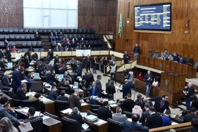 Sessão plenária na Assembleia Legislativa do RS
