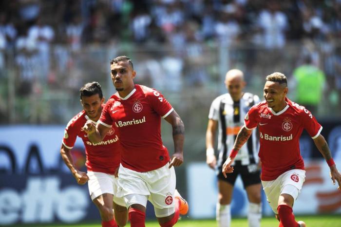 Internacional perde em casa para o Atlético-MG antes de decisão na