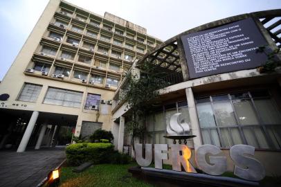  PORTO ALEGRE,RS,BRASIL.2019,08,12. Cortes de orçamentos nas universidades publicas. (RONALDO BERNARDI/AGENCIA RBS).