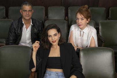 TAINÁ MÜLLER, EDUARDO MOSCOVIS E CAMILA MORGADO ESTRELAM BOM DIA, VERÔNICA, NOVA SÉRIE ORIGINAL DA NETFLIX