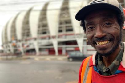 Luis Gustavo de Souza Fernandes , 43 anos , flanelinha , beira-rio