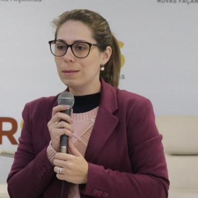 Viviani Vanessa Devalle, coordenadora da 4ª Coordenadoria Regional de Educação (4ª CRE), que assumiu o cargo em setembro de 2019