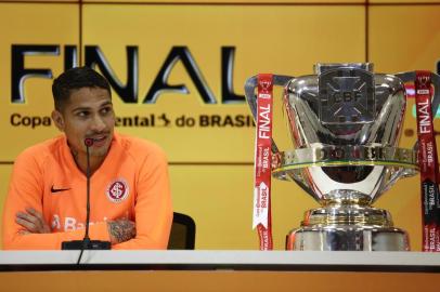  Coletiva de Paolo Guerrero no Beira-Rio + ambiental do Estádio Beira-RioIndexador: Jefferson Botega