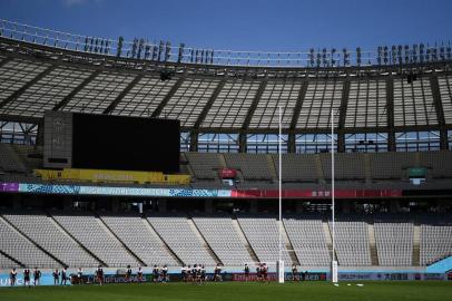  Japans players take part in the captains run at the Tokyo stadium in Tokyo on September 19, 2019, ahead of the teams opening match against Russia in the Japan 2019 Rugby World Cup. (Photo by CHARLY TRIBALLEAU / AFP)Editoria: SPOLocal: TokyoIndexador: CHARLY TRIBALLEAUSecao: rugby unionFonte: AFPFotógrafo: STF