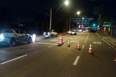 Blitz realizada na Rua João Venzon Neto, em Caxias do Sul