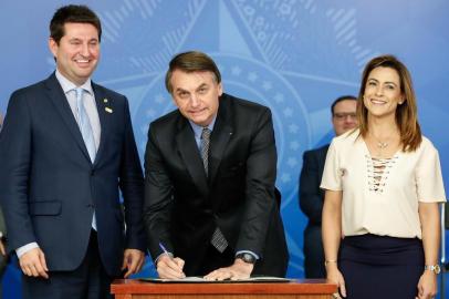  (BrasÃ­lia - DF, 20/09/2019) O Presidente da RepÃºblica, Jair Bolsonaro, sanciona o Projeto de Lei de ConversÃ£o. (MP da Liberdade EconÃ´mica).Foto: Alan Santos/PR