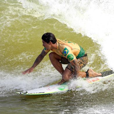 Gabriel Medina - surfe