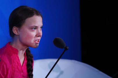 World Leaders Gather For United Nations Climate SummitNEW YORK, NEW YORK - SEPTEMBER 23: Greta Thunberg speaks at the United Nations (U.N.) where world leaders are holding a summit on climate change on September 23, 2019 in New York City. While the U.S. will not be participating, China and about 70 other countries are expected to make announcements concerning climate change. The summit at the U.N. comes after a worldwide Youth Climate Strike on Friday, which saw millions of young people around the world demanding action to address the climate crisis.   Spencer Platt/Getty Images/AFPEditoria: POLLocal: New YorkIndexador: SPENCER PLATTSecao: DiplomacyFonte: GETTY IMAGES NORTH AMERICAFotógrafo: STF