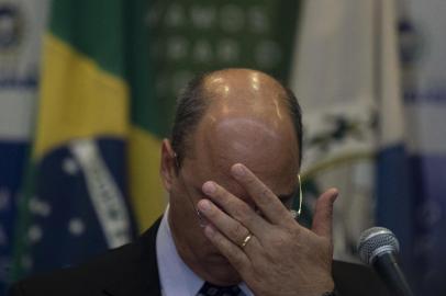 Rio de Janeiros Governor Wilson Witzel (C) gestures during a press conference in Rio de Janeiro, Brazil, on September 23, 2019, after eight-year-old Agatha Sales Felix died during a police operation at the Alemao complex slum. - Felix was killed by a stray bullet during a confrontation between alleged drug traffickers and police officers on September 21. (Photo by MAURO PIMENTEL / AFP)