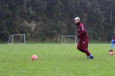 Márcio Jonatan, atacante do Caxias.