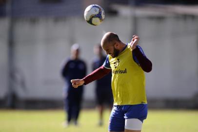 CAXIAS DO SUL, RS, BRASIL (21/06/2019)Último treino em Caxias antes do confronto contra o Avenida em Santa Cruz do Sul. Na foto, atacante Michel. (Antonio Valiente/Agência RBS)