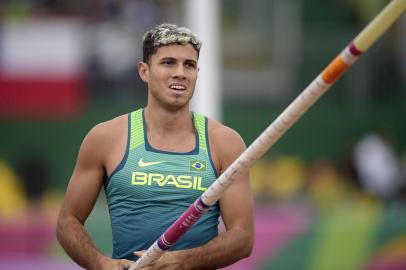 LIMA (Peru), 10/8/2019: o brasileiro Thiago Braz compete na prova do salto com vara nos Jogos Pan-Americanos.