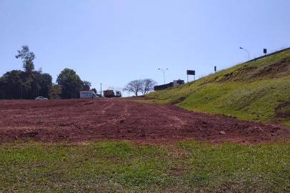 Instalação de placas solares na BR-386