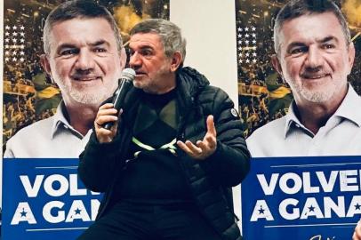  Candidato à presidência do Boca Juniors.