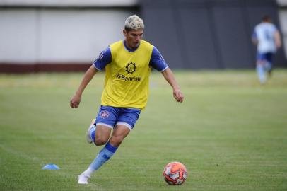  CAXIAS DO SUL, RS BRASIL (27/09/2019)Treino do Ser Caxias no Estádio Centenário. Na foto, Márcio Jonata. (Antonio Valiente/Agência RBS)