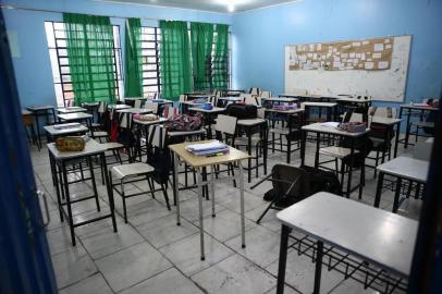  ALVORADA, RS, BRASIL - 03.10.2019 - Escola Estadual Carlos Drummond de Andrade, de Alvorada, foi indicada pela Secretaria Estadual de Educação do RS para integrar o programa de escolas cívico-militares do Ministério da Educação. (Foto: Jefferson Botega/Agencia RBS)