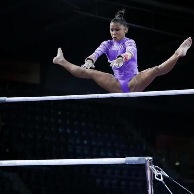 STUTTGART (ALE), 1º/10/2019: a ginasta Flávia Saraiva participa do treino de pódio da equipe brasileira às vésperas do Mundial de ginástica artística.