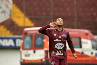  CAXIAS DO SUL, RS, BRASIL, 06/10/2019SER Caxias vence por 2 a 0 o time do São José pela Copa Seu Verardi.(Lucas Amorelli/AgÊncia RBS)