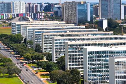 AniversÃ¡rio de BrasÃ­lia, paisagens e monumentosBrasíliia - A capital federal completa nesse 21 de Abirl, 56 Anos. Marcello Casal Jr./ Agência BrasilLocal: BrasÃ­liaIndexador: Arquivo/AgÃªncia BrasilFotógrafo: Reporter Fotografico/Editor