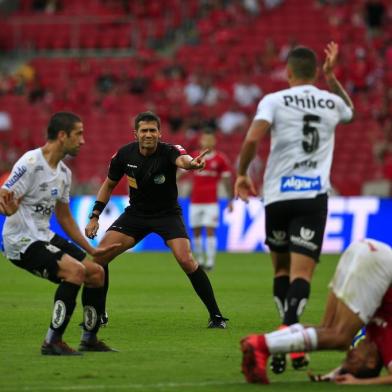  PORTO ALEGRE, RS, BRASIL, 13/10/2019- Inter x Santos: jogo válido pela 25ª rodada do Brasileirão.(FOTOGRAFO: ANDRÉ ÁVILA / AGENCIA RBS)