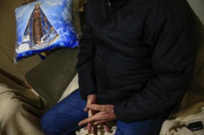  PORTO ALEGRE, RS, BRASIL - 2019.10.14 -Dono de mercado reage a assalto e mata ladrão e fere outro. Terceiro conseguiu fugir. Bairro Rubem Berta. (Foto: ANDRÉ ÁVILA/ Agência RBS)Indexador: Andre Avila