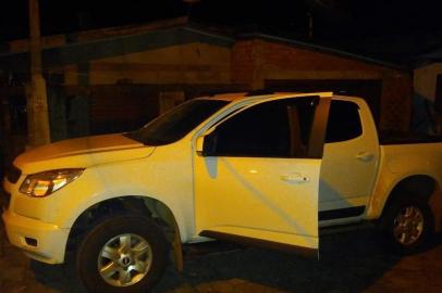 Adolescente é apreendido com dois carros furtados, em Bento Gonçalves 