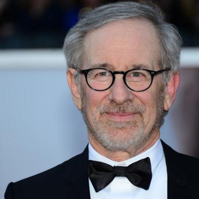 steven spielberg , oscar , lincolnBest Director nominee Steven Spielberg arrives on the red carpet for the 85th Annual Academy Awards on February 24, 2013 in Hollywood, California. AFP PHOTO/FREDERIC J. BROWN