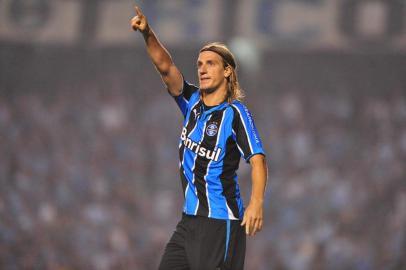  Brasileirão 2009,Grêmio x Palmeiras no estádio Olímpico.Jogador Maxi López faz o segundo gol do Grêmio