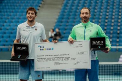 MOSCOU (RUS), 19/10/2019: o tenista gaúcho Marcelo Demoliner (E) e o holandês Matwee Middlekoop conquistaram o título de duplas masculinas do ATP 250 de Moscou, na Rússia.