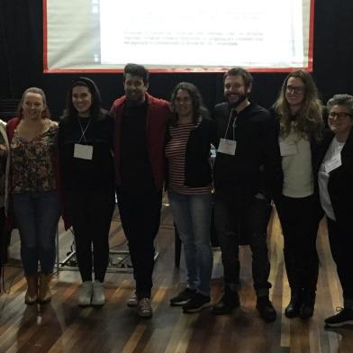 Ao final da Conferência Municipal de Cultura foram aclamados oito delegados que representarão Caxias do Sul na Conferência Estadual de Cultura, ainda sem data para ser realizada. Os delegados são: Magali Quadros, Maria Cecília Pozza, Cristina Nora Calcagnotto, Aline Carneiro, Matheus Brusa, Adriano Richardi, Carine Turelly e Caroline Varta.