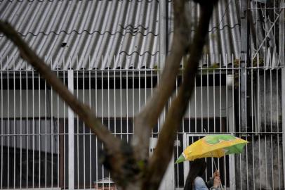  CAXIAS DO SUL, RS, BRASIL, 14/10/2019Chuva e frio na manhã de Caxias do Sul. (Lucas Amorelli/Agência RBS)