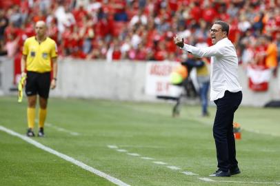  PORTO ALEGRE, RS, BRASIL - 20.10.2019 - Inter enfrenta o Vasco no beira-Rio pelo Brasileirão. (Foto: Lauro Alves/Agencia RBS), luxemburgo