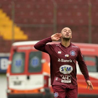  CAXIAS DO SUL, RS, BRASIL, 06/10/2019SER Caxias vence por 2 a 0 o time do São José pela Copa Seu Verardi.(Lucas Amorelli/AgÊncia RBS)