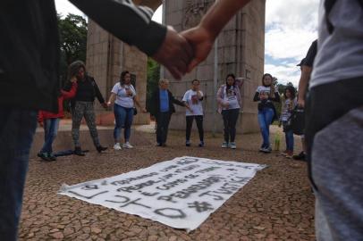  PORTO ALEGRE, RS, BRASIL, 22/10/2019- Protesto por um ano da morte da Eduarda Herrera. (FOTOGRAFO: ANDRÉ ÁVILA / AGENCIA RBS)