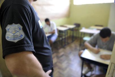  Detentos do Presídio Regional de Santa Maria fizeram a prova do Enem 2011.