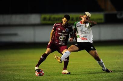  CAXIAS DO SUL, RS, BRASIL, 23/10/2019. SER Caxias x Santo Ângelo, jogo da volta das oitavas de final da Copa Seu Verardi, realizado no estádio Centenário, em Caxias do Sul.(Porthus Junior/Agência RBS)