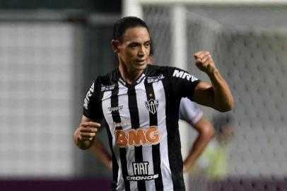  Ricardo Oliveira of Brazil's Atletico Mineiro, celebrates his goal against Uruguay's Danubio, during their 2019 Copa Libertadores football match, held at Independencia stadium, in Belo Horizonte, Brazil, on February 12, 2019. (Photo by DOUGLAS MAGNO / AFP)Editoria: SPOLocal: Belo HorizonteIndexador: DOUGLAS MAGNOSecao: soccerFonte: AFPFotógrafo: STR