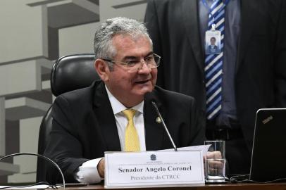 Comissão Temporária para Reforma do Código Comercial (Art. 374-RISF)  2019 (CTRCC) realiza reunião para apreciação de requerimento.\r\rEm pronunciamento, presidente da CTRCC, senador Angelo Coronel (PSD-BA).\r\rFoto: Geraldo Magela/Agência Senado