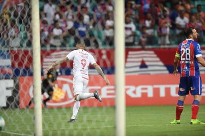  paolo guerrero, inter, bahia, futebol, fonte nova, brasileirão