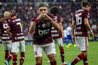 Flamengo enfrenta o CSA no Maracanã