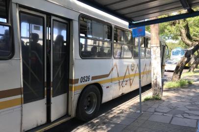 carris , ônibus velhos , porto alegre , ônibus circulando acima da idade permitida , transporte público