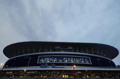 PORTO ALEGRE, RS, BRASIL, 02-10-2019: Movimentação de torcedores no entorno da Arena do Grêmio em dia de jogo contra o Flamengo pela Libertadores. (Foto: Mateus Bruxel/Agencia RBS)