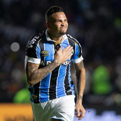 Rio de Janeiro (RJ), 30.10.2019 - Vasco x Gremio - Gol de Luciano , do Gremio  - Partida entre Vasco x Gremio pela vigesima nona rodada do Campeonato Brasileiro, realizada no estadio de Sao Januario, zona norte do Rio de Janeiro, na noite desta quarta-feira , 30. (Foto: Marcelo Goncalves/Photo Premium/Lancepress!) 