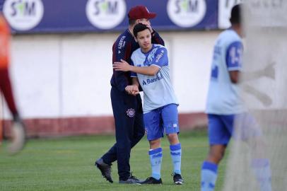  CAXIAS DO SUL, RS, BRASIL (15/08/2019)Treino do Ser Caxias no estádio centenário em caxias do Sul.  Na foto, atacante Denilson. (Antonio Valiente/Agência RBS)