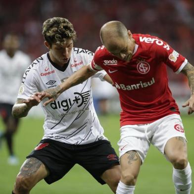  PORTO ALEGRE, RS, BRASIL - 31.10.2019 - Inter recebe o Athletico Paranaense no Beira-Rio, pelo Campeonato Brasileiro. (Foto: Isadora Neumann/Agencia RBS)