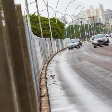  PORTO ALEGRE, RS, BRASIL, 05/11/2019- Andamento das obras do trecho 3 da orla do Guaíba. (FOTOGRAFO: OMAR FREITAS / AGENCIA RBS)Indexador: NGS