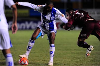  CAXIAS DO SUL, RS, BRASIL, 28/03/2019. SER Caxias x Aimoré, jogo de volta das quartas-de-final do Campeonato Gaúcho (Gauchão 2019) e realizado no estádio Centenário. (Porthus Junior/Agência RBS)