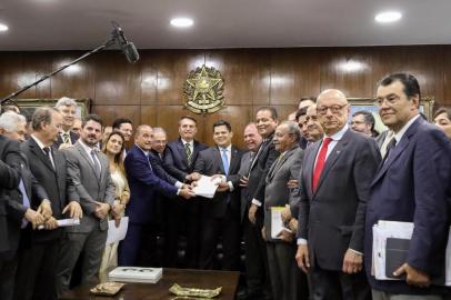  (Brasília - DF, 05/11/2019) Entrega do Pacto Federativo.Fotos: Marcos Corrêa/PRIndexador: Marcos Correa